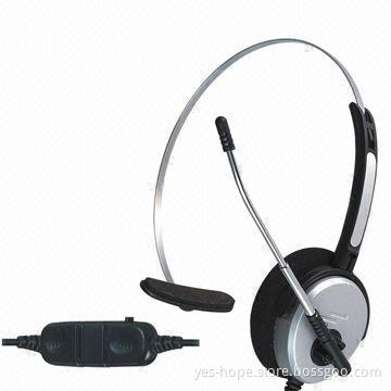 Unilateral call center headset with rotated mic
